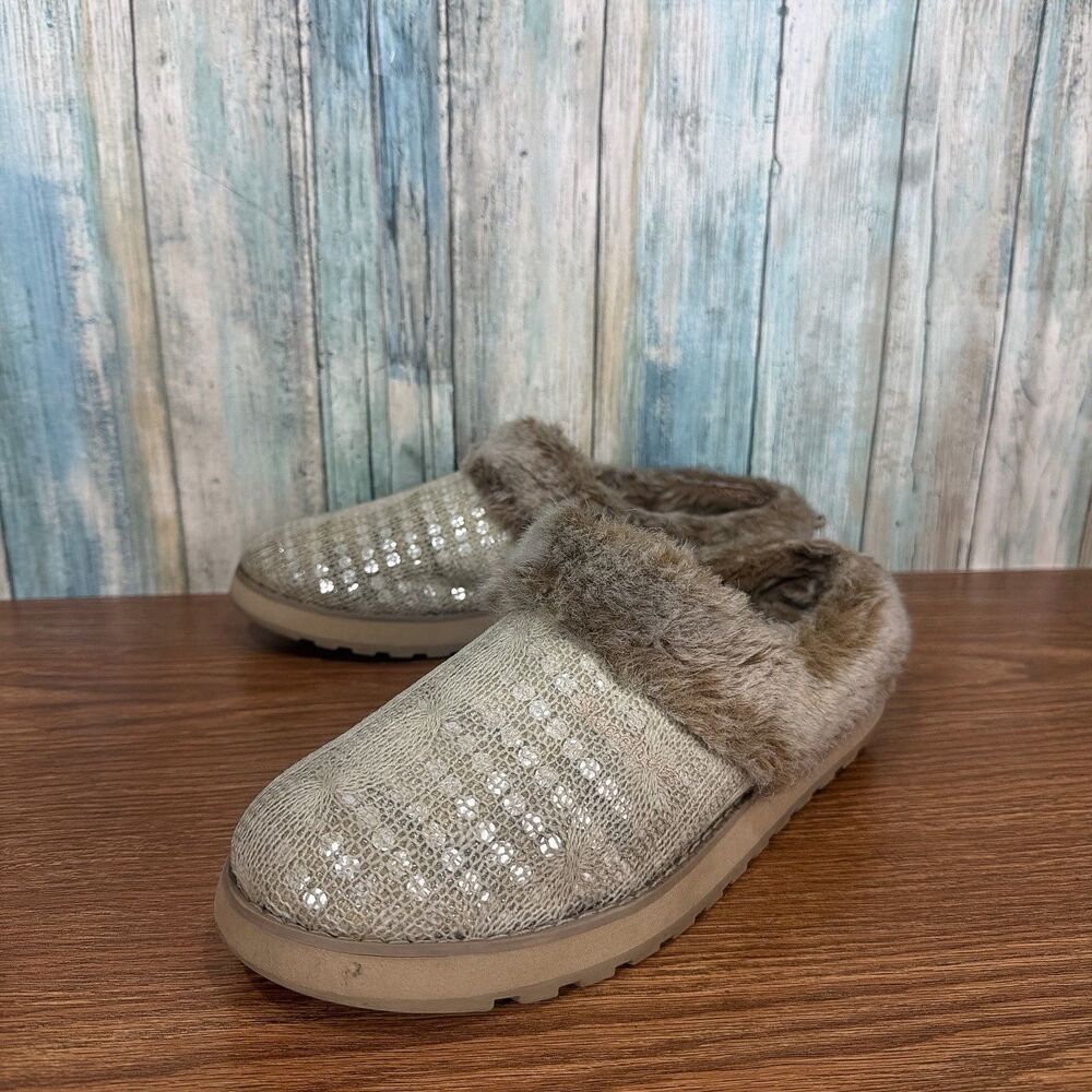 Skechers BOBS Keepsakes Ice Angel Womens Size 8 Sparkle Slip On Fur Slippers
